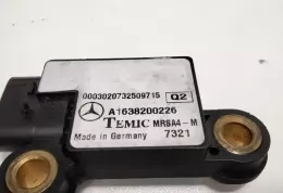 0003020732509715 датчик удару подушки безпеки Mercedes-Benz ML W163 2001