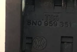 S05583805D2 датчик удара подушки безопасности Volkswagen Tiguan 2009
