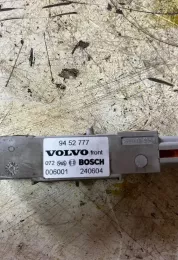 006001 датчик удару подушки безпеки Volvo S60 2000