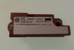 1J09090606D датчик удару подушки безпеки Volkswagen Golf IV 2000