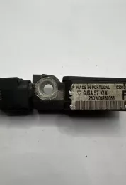 25DW04E50063 датчик удару подушки безпеки Mazda 6 2002