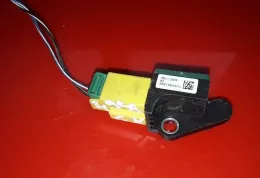 26015624PU датчик удара подушки безопасности Volkswagen PASSAT B7 2011