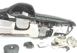 32206888436 комплект подушек безопасности с панелью BMW X5 F15 2013