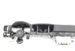 84710F1000 комплект подушек безопасности с панелью KIA Sportage 2015