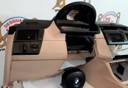 122590 комплект подушек безопасности с панелью BMW 3 E90 E91 2004