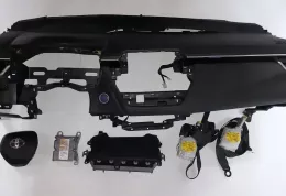 7396002380 комплект подушек безопасности с панелью Toyota Corolla E120 E130 2019