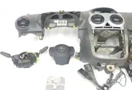 13356103 комплект подушок безпеки з панеллю Opel Corsa D 2006