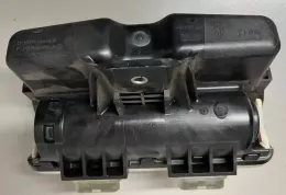 PAM70647082 подушка безопасности пассажира Opel Corsa D 2007