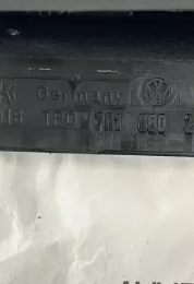 701080202 подушка безопасности пассажира Volkswagen Transporter - Caravelle T4 1996