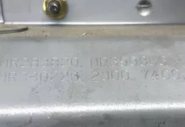 MR339226 подушка безпеки пасажира Mitsubishi Space Wagon 2000