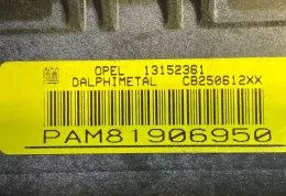 81906950 подушка безопасности пассажира Opel Corsa D 2007