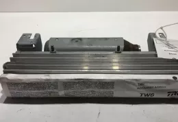 1023710790017 подушка безопасности пассажира Volkswagen Transporter - Caravelle T5 2007