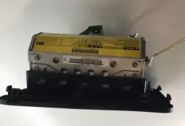 7379013030C подушка безпеки пасажира Toyota Corolla Verso E121 2003