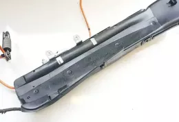 570768700 подушка безопасности сиденья Volvo S80 2000