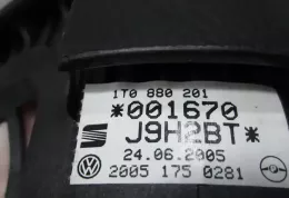 20051750281 подушки безпеки Airbag на кермі Volkswagen Touran I