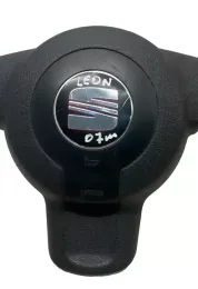 008F08 подушка безопасности Airbag на руле Seat Leon (1P)