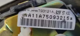 A11A75093215 подушка безопасности Airbag на руле Mazda 323 F