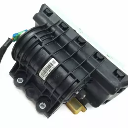 16833904 подушка безопасности Airbag на руле Opel Corsa C