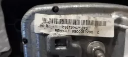 8200057780C подушка безопасности Airbag на руле Renault Clio III