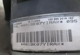 1K0880201BR1BZ подушка безопасности Airbag на руле Volkswagen Golf V