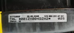 1Z0880201AF подушка безопасности Airbag на руле Skoda Octavia Mk2 (1Z)