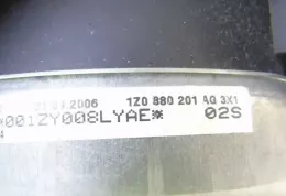 1Z0880201AG подушка безопасности Airbag на руле Skoda Octavia Mk2 (1Z)