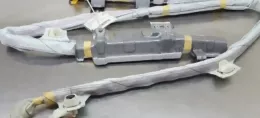 1J2P17407QA3 штора подушок безпеки Toyota Auris 150 2010