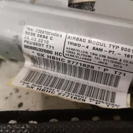 30380684 штора подушек безопасности Peugeot 308 2010