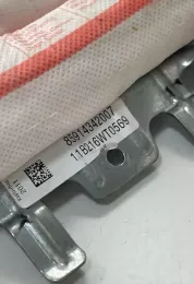 11B216WT0569 штора подушек безопасности BMW 5 F10 F11 2011