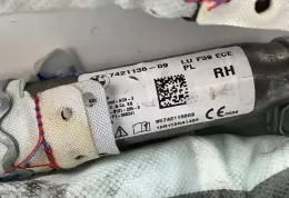 7421136 штора подушок безпеки BMW X2 F39 2018