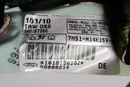 1670603 штора подушек безопасности Ford Focus 2010