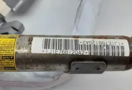 1J1E76612QA2 штора подушек безопасности Toyota Auris E210 2010