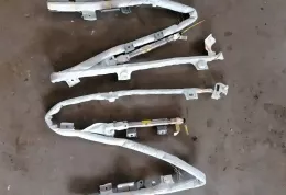 L80N8130592 штора подушек безопасности Toyota Auris 150 2007