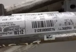 E509E337142U176 штора подушек безопасности Mercedes-Benz E W212 2012