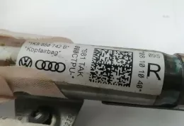 1K8880742B штора подушек безопасности Volkswagen Scirocco 2010