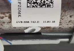 6V0880742 штора подушок безпеки Skoda Fabia Mk3 (NJ) 2018