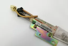 F15157KN0B штора подушек безопасности Mazda RX8 2003