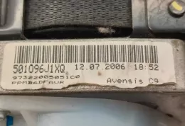 501096J1XQ передний ремень безопасности Toyota Avensis T250 2006