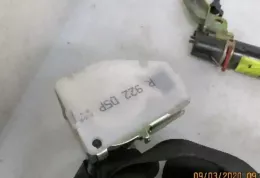 90286932 передній ремінь безпеки Opel Corsa B 1996