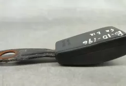 B011102 передний ремень безопасности Toyota Corolla E90