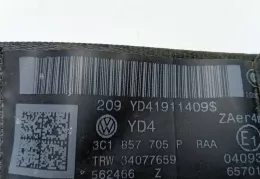 220409 передний ремень безопасности Volkswagen PASSAT CC 2009
