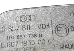 607193500C ремінь безпеки третього ряду Audi Q7 4L 2012