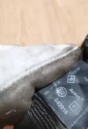 589201800 ремінь безпеки заднього центрального сидіння Ford Connect 2005