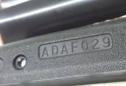 C7158922 ремінь безпеки заднього центрального сидіння Subaru Impreza IV 2016