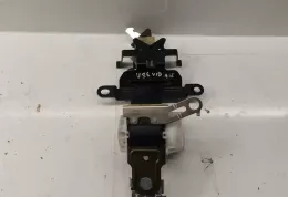731370F010B0 ремень безопасности заднего центрального сиденья Toyota Corolla Verso AR10 2006