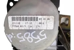 121110 ремень безопасности заднего сиденья Toyota Corolla E120 E130 2006