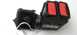 8200684043 пряжка заднего ремня безопасности Renault Clio II 2000