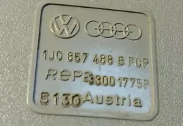 33001775P пряжка заднего ремня безопасности Volkswagen Bora 2000