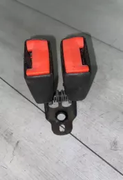 R613K21AA пряжка заднього ременя безпеки Ford Focus 2007