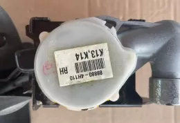 898204H001 ремінь безпеки заднього сидіння Hyundai H-1, Starex, Satellite 2010